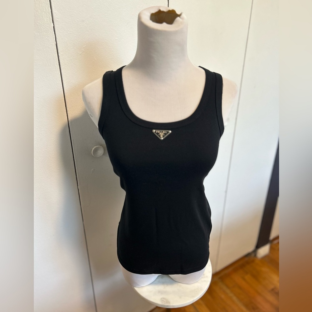 Sophisticated White and Gold Accent Coffee Table Book